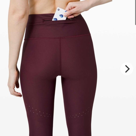 Lululemon Zoned In Tight 27" Cassis - Size 4 - Picture 5 of 7